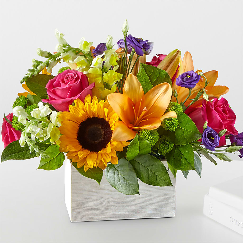 Best Day Box Bouquet – Nayitas Rva Flowers, Richmond VA