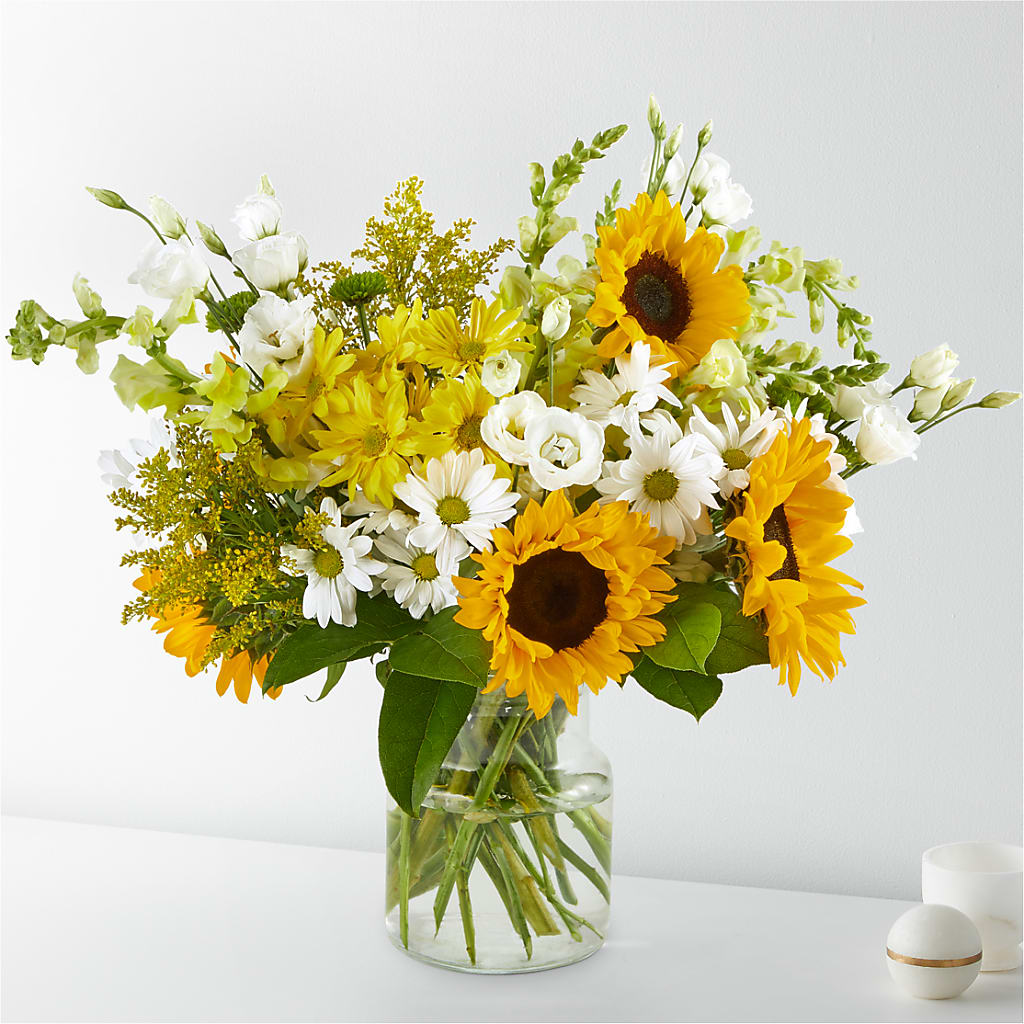 Hello Sunshine Bouquet – Nayitas Rva Flowers, Richmond VA
