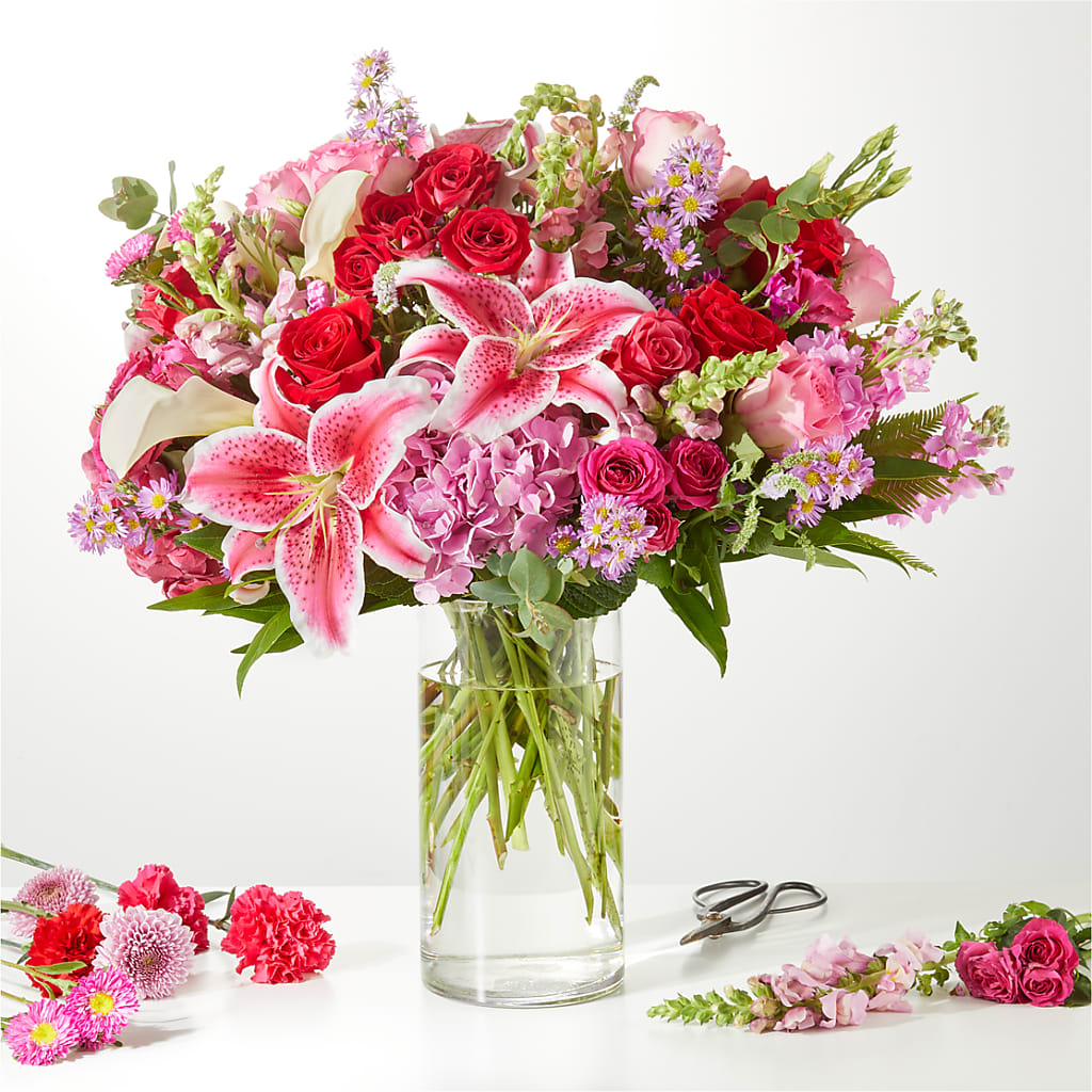 Swooning Over You - A Luxury Florist Original – Nayitas Rva Flowers, Richmond VA