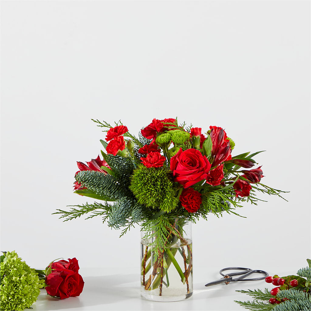 Merry Moment Bouquet – A Florist Original – Nayitas Rva Flowers, Richmond VA