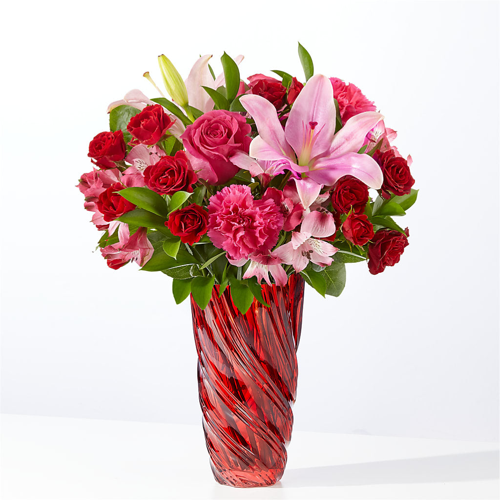 In Love Bouquet with Luxe Swirl Vase – Nayitas Rva Flowers, Richmond VA