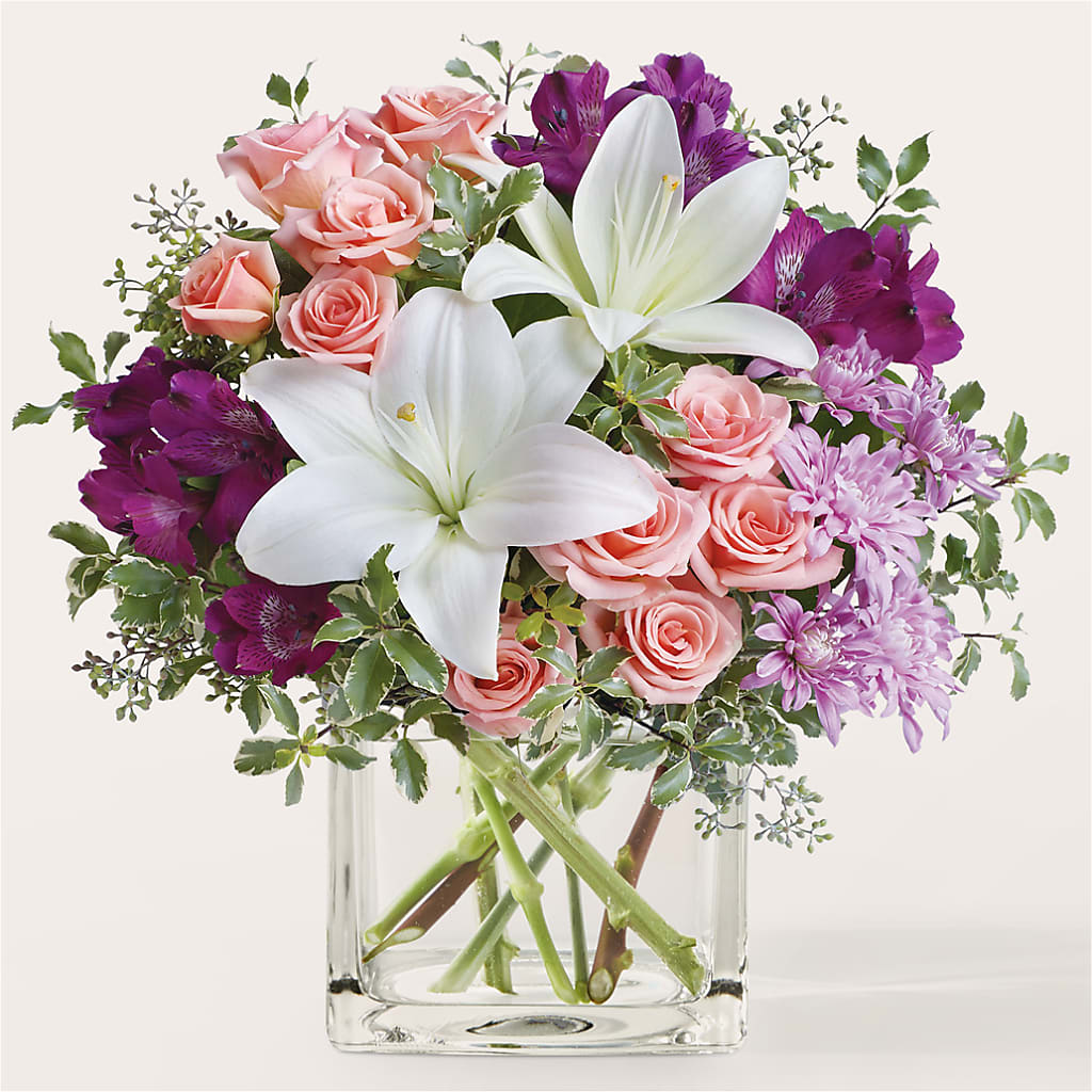 Mani Pedi Bouquet – Nayitas Rva Flowers, Richmond VA