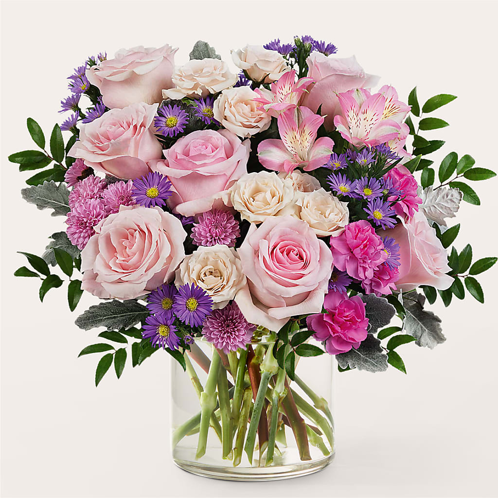 Light as a Feather Bouquet – Nayitas Rva Flowers, Richmond VA