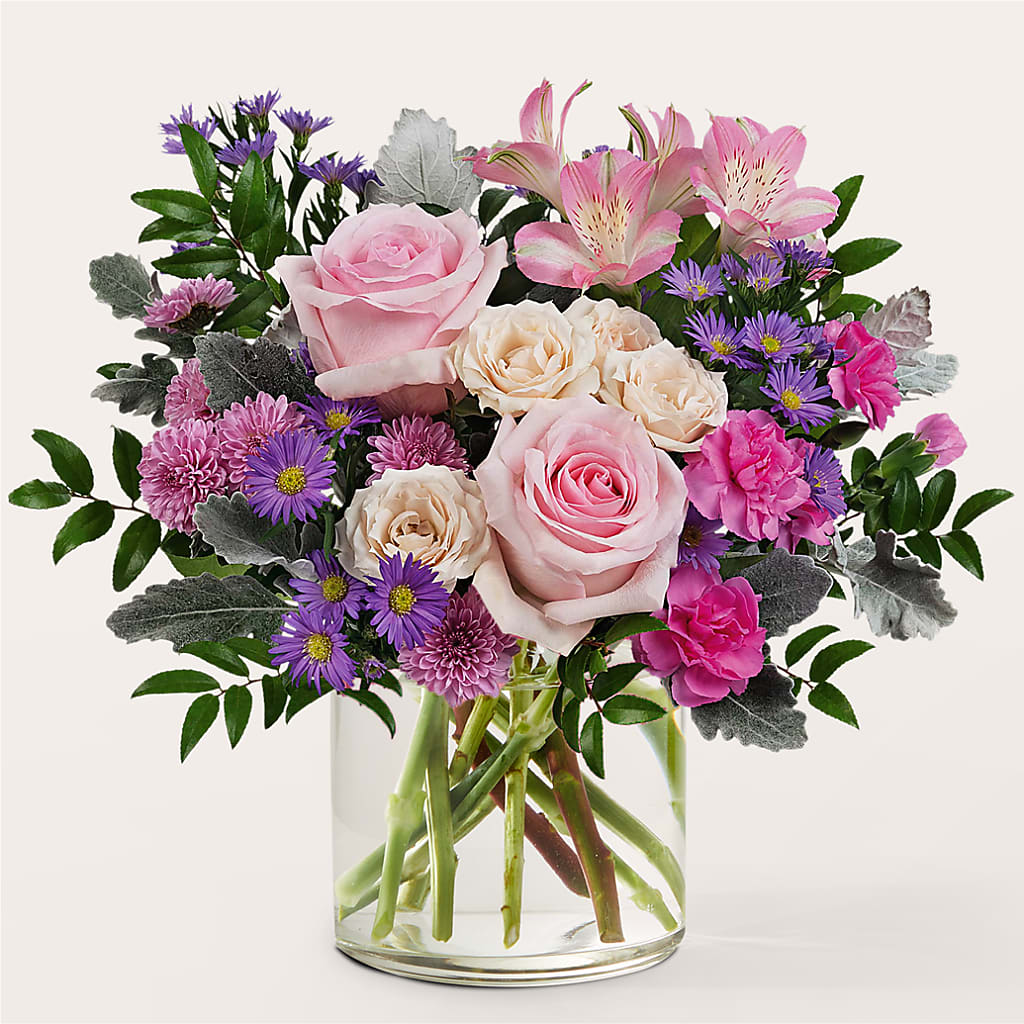 Light as a Feather Bouquet – Nayitas Rva Flowers, Richmond VA