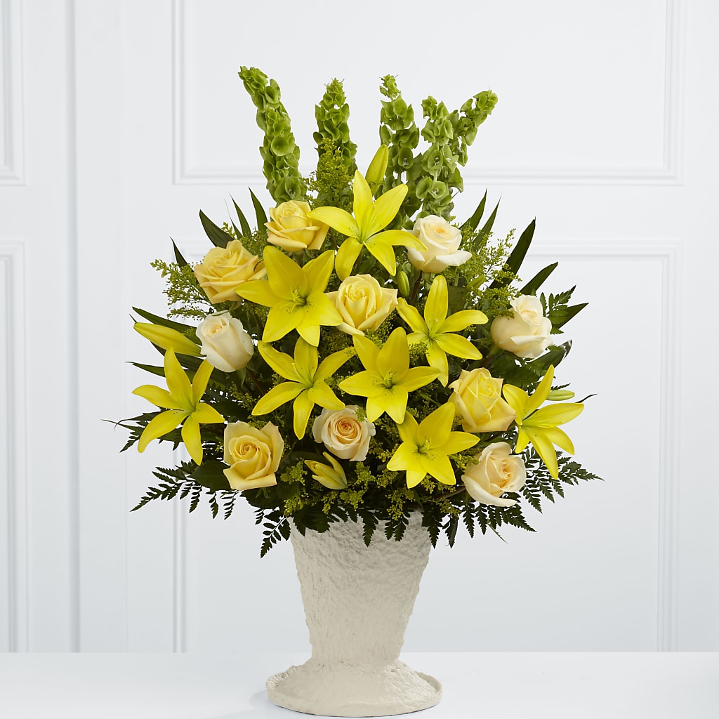 Golden Memories Arrangement – Nayitas Rva Flowers, Richmond VA