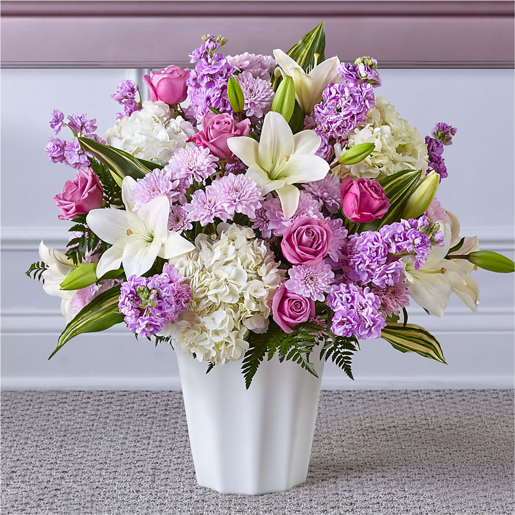 Heaven Sent Floor Basket – Nayitas Rva Flowers, Richmond VA