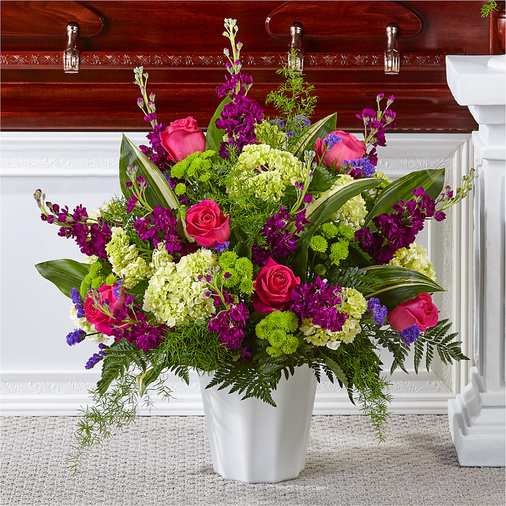 Beautiful Horizons Floor Basket – Nayitas Rva Flowers, Richmond VA