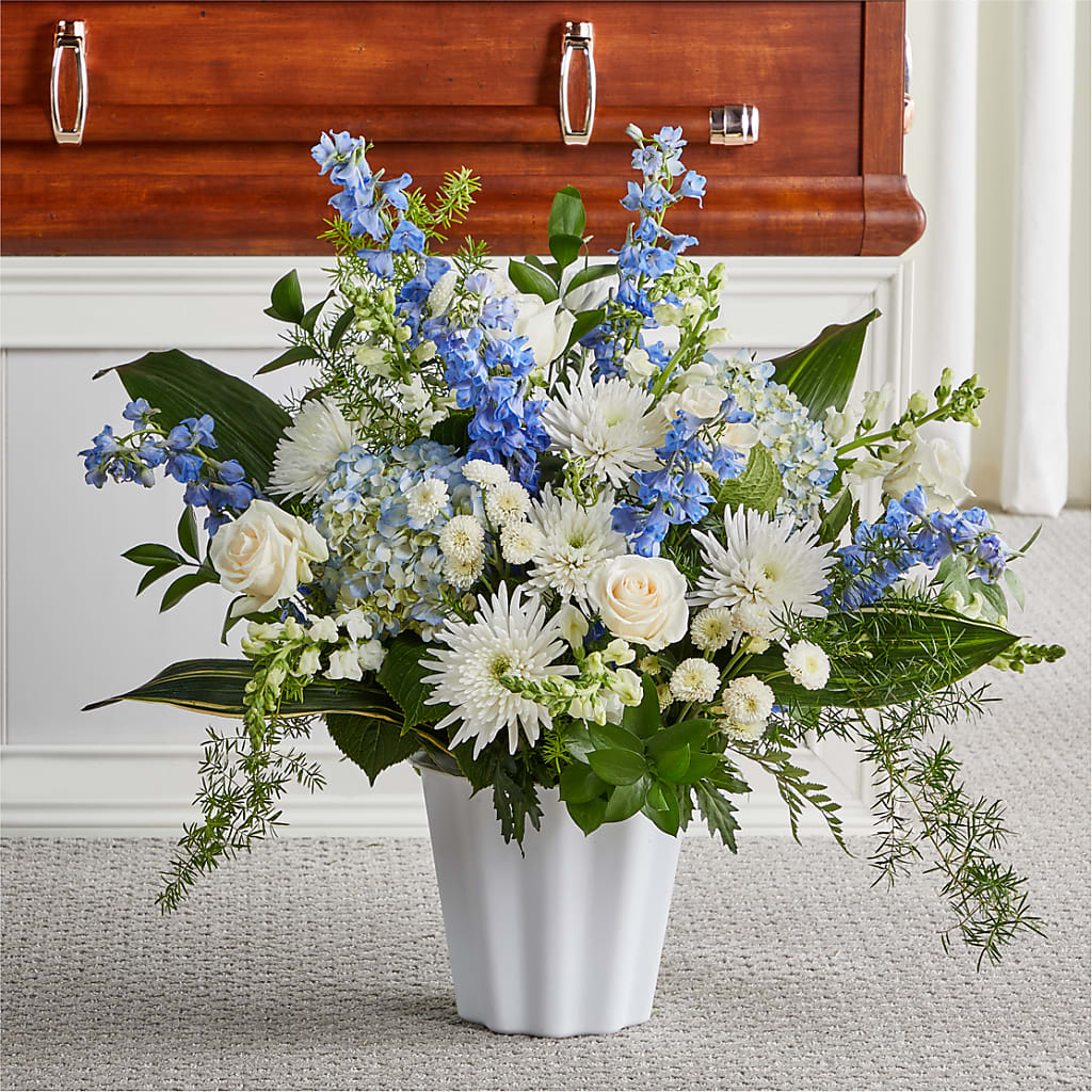 Everlasting Memories Floor Basket – Nayitas Rva Flowers, Richmond VA