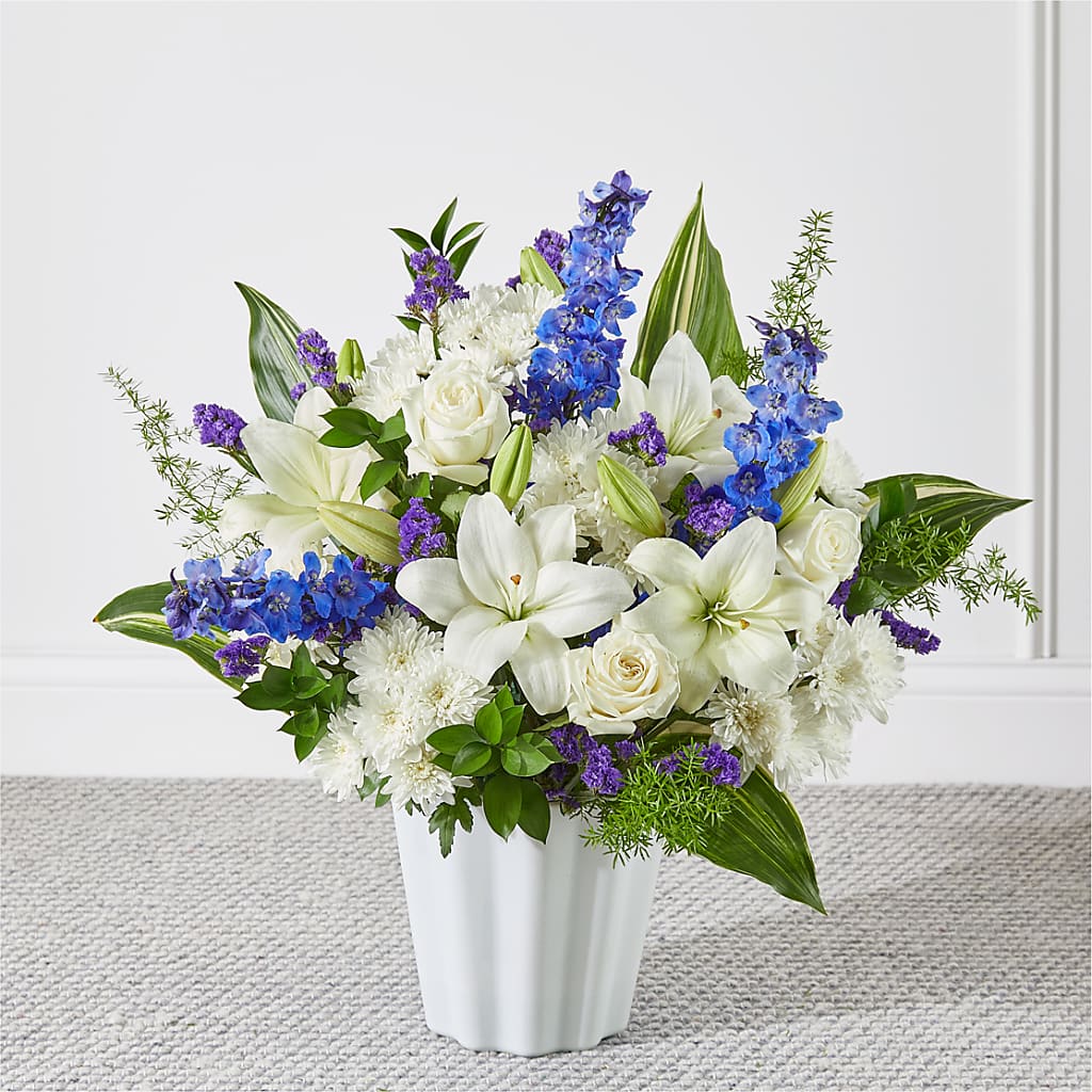 Take Comfort Floor Basket – Nayitas Rva Flowers, Richmond VA
