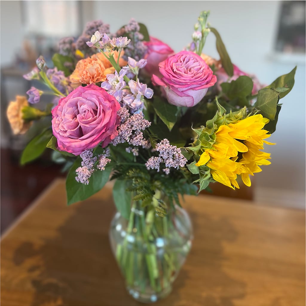 Yellow Brick Road Bouquet – Nayitas Rva Flowers, Richmond VA
