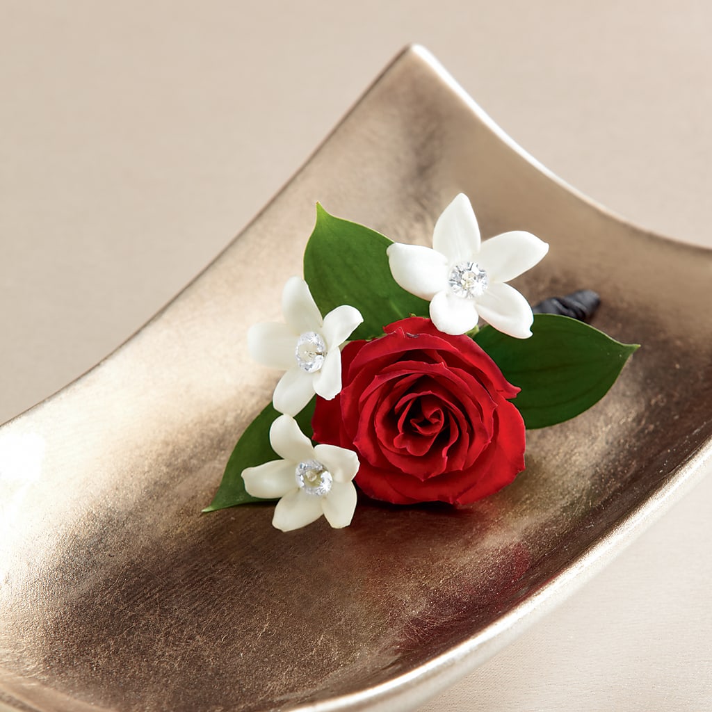 Poetry Boutonniere – Nayitas Rva Flowers, Richmond VA