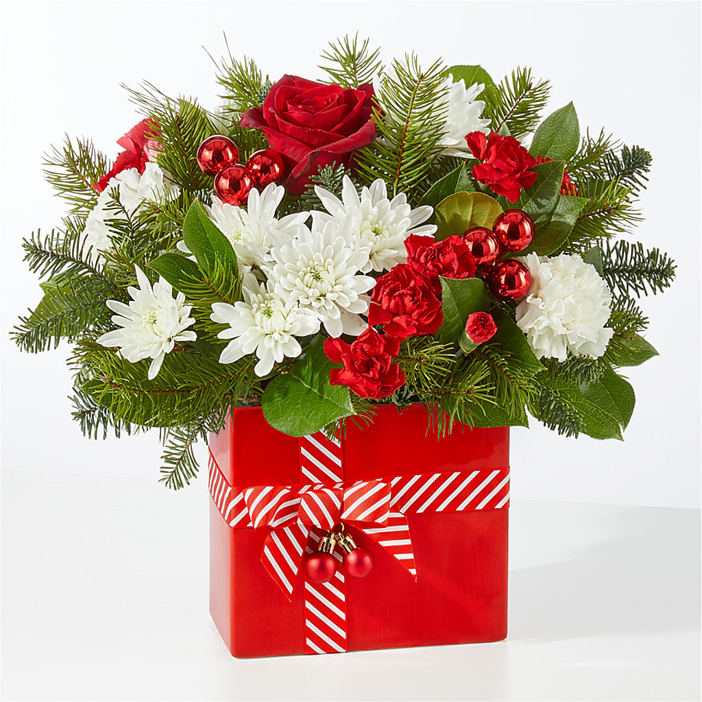 Presents Under the Tree Bouquet –  Nayitas Rva Flowers, Richmond VA
