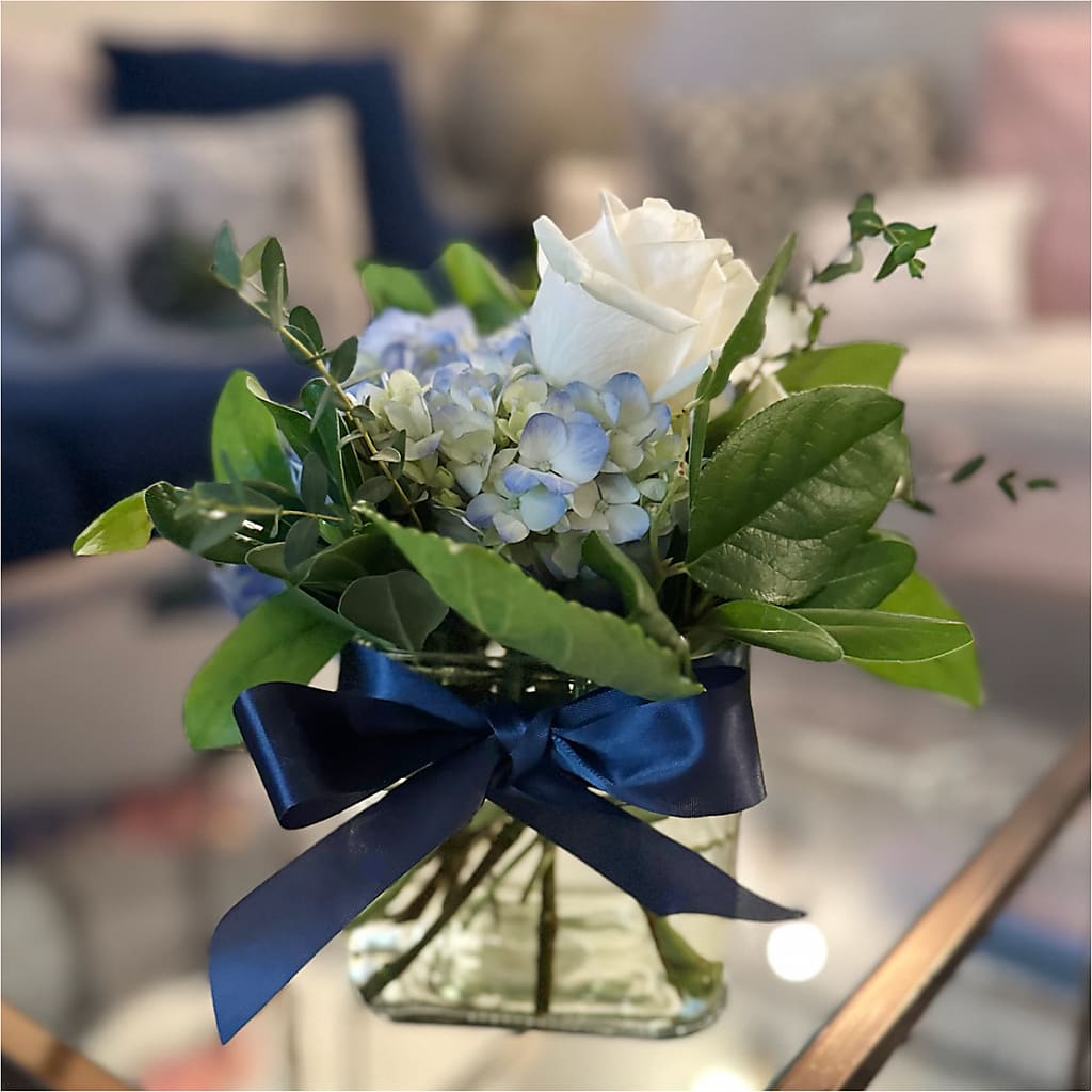 Sky Blue Delight Bouquet –  Nayitas Rva Flowers, Richmond VA