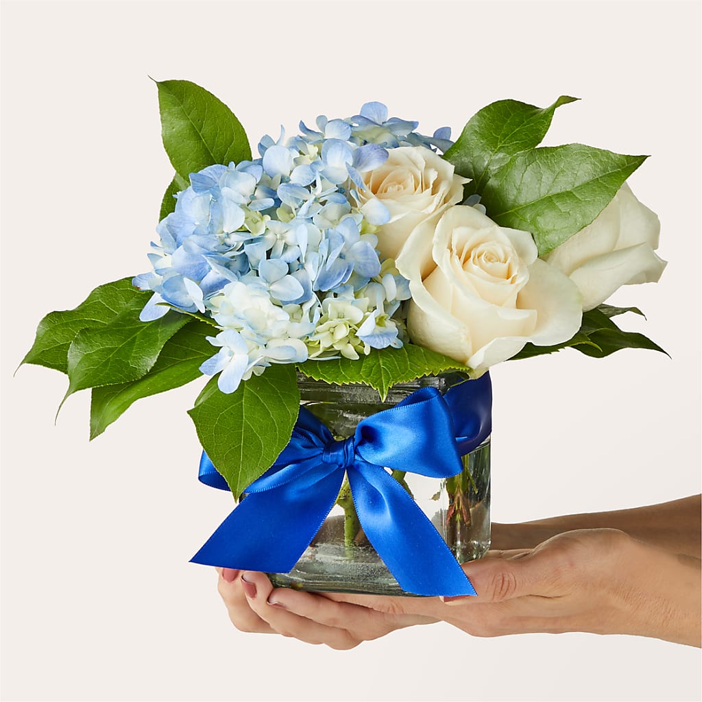 Sky Blue Delight Bouquet –  Nayitas Rva Flowers, Richmond VA