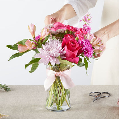 Pink Ribbon - A Florist Original –  Nayitas Rva Flowers, Richmond VA