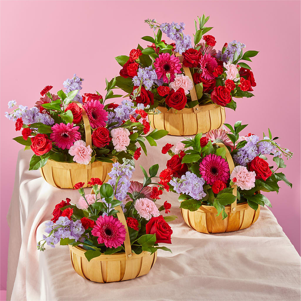Pink Picnic Basket –  Nayitas Rva Flowers, Richmond VA