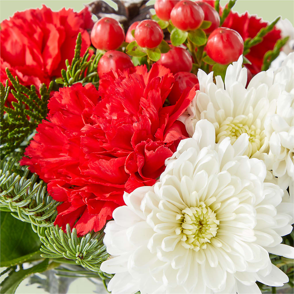 Snow Angel Bouquet –  Nayitas Rva Flowers, Richmond VA
