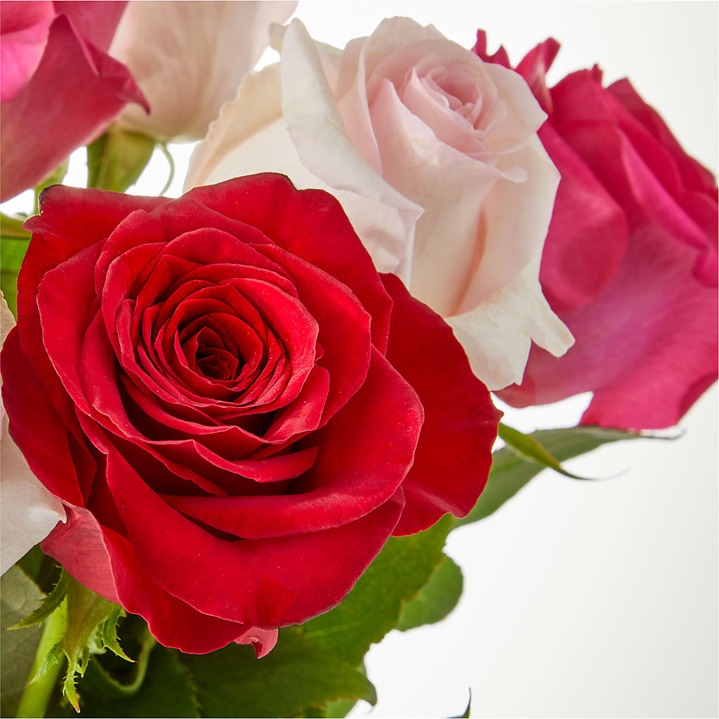 Charming Rose Bouquet –  Nayitas Rva Flowers, Richmond VA