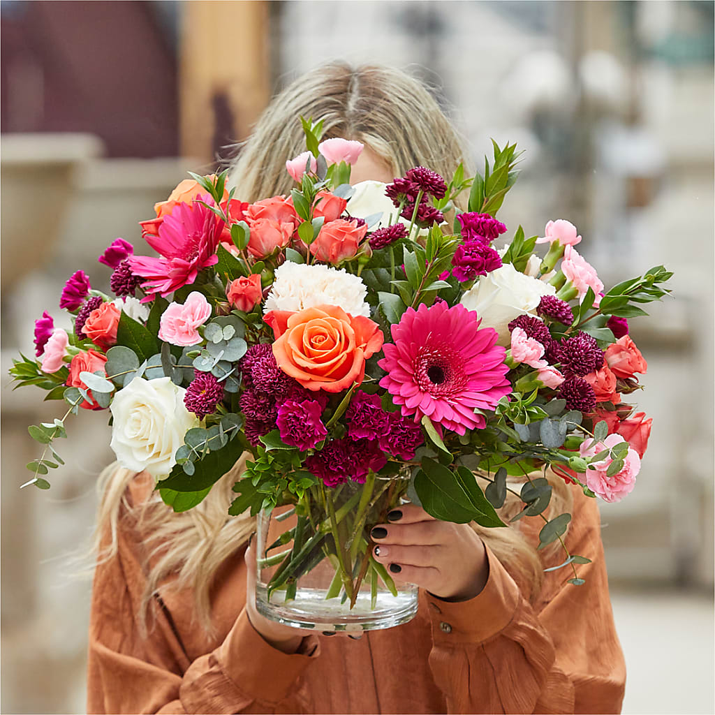 Smell the Roses Bouquet –  Nayitas Rva Flowers, Richmond VA