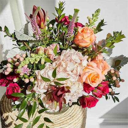 Glitz & Glam Bouquet –  Nayitas Rva Flowers, Richmond VA